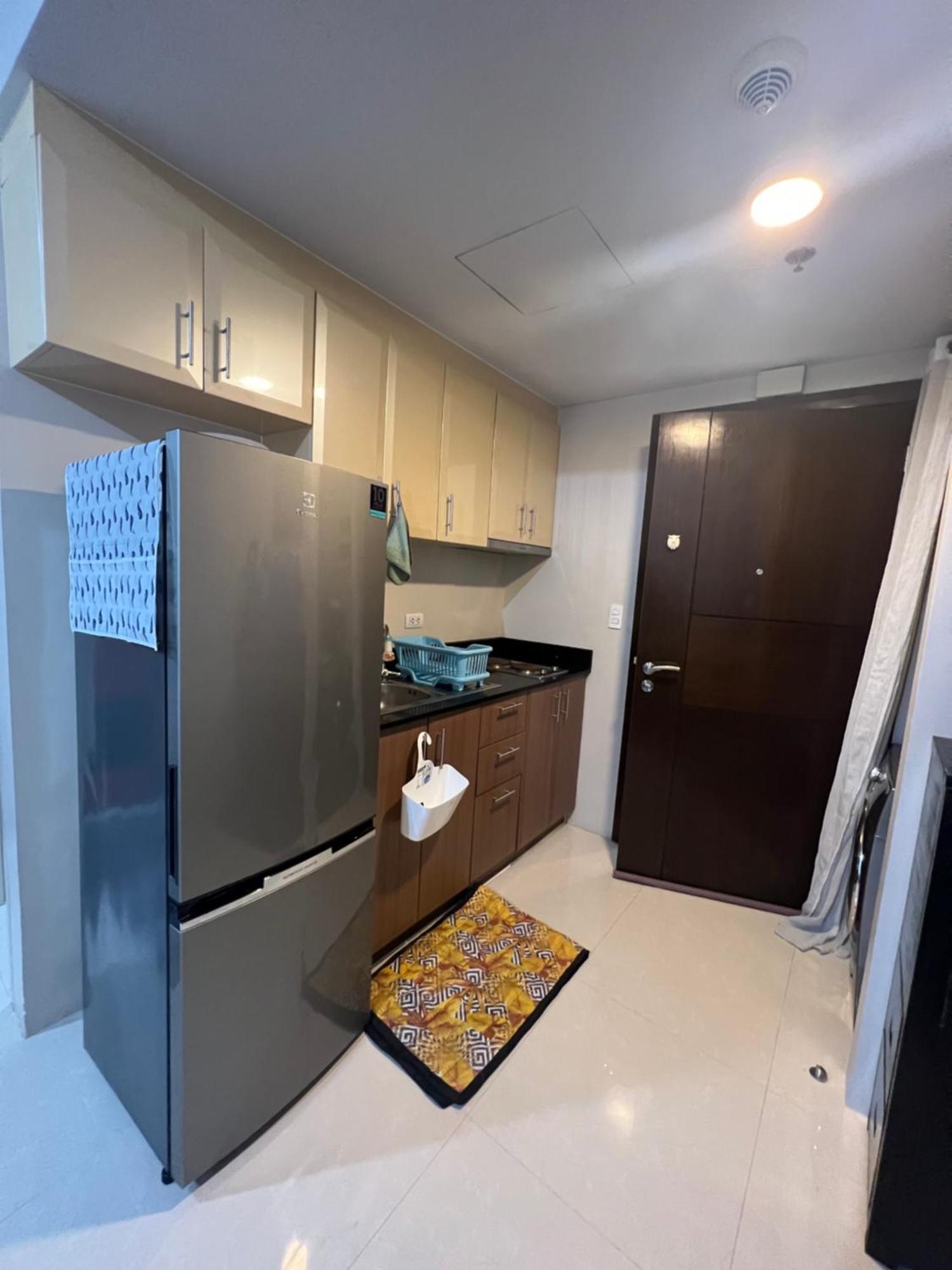 One Palmtree Villas Airport Condo Pasay Buitenkant foto