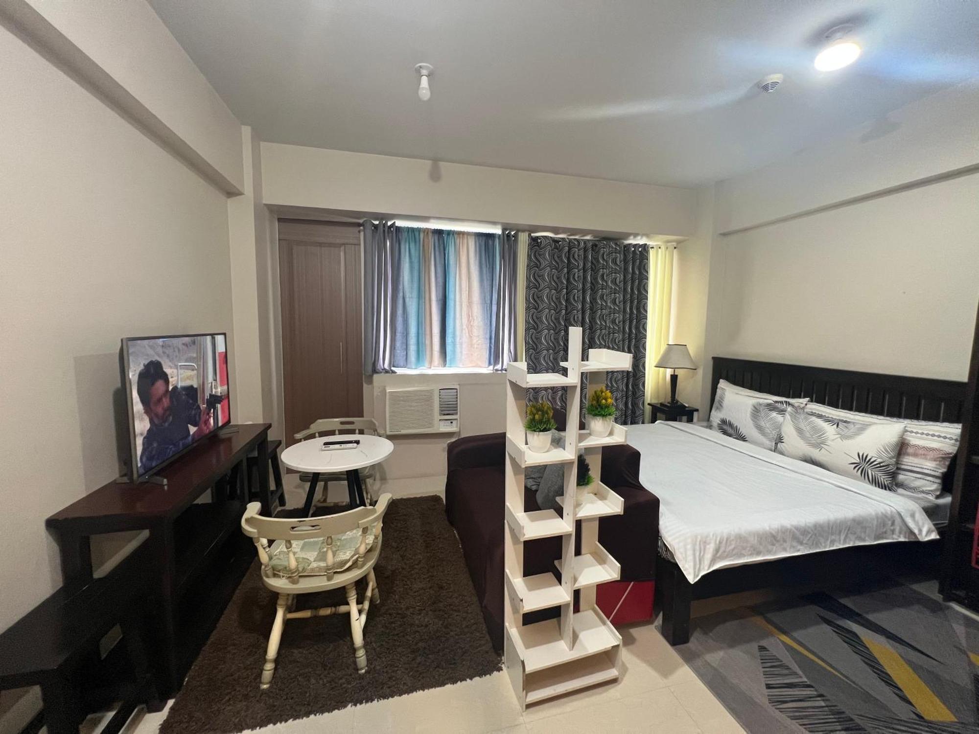 One Palmtree Villas Airport Condo Pasay Buitenkant foto
